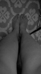 GoddessMikasa legs Pic 2