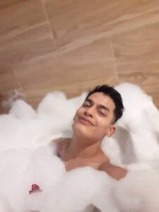 Public de blorelopez  2 photos