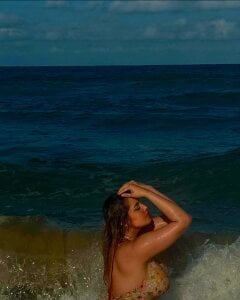Alirawrz Valencia Pic 2