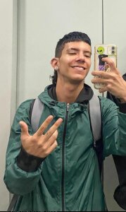 Holmes_Andrew Public Pic 4