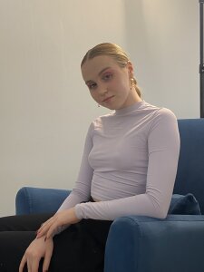 SuzanLybrand Public  3টি ছবি