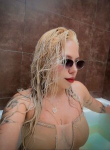 ConstansBlonde “Dive in… I’ll take care of the rest” 💦 圖片 6