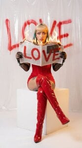 AlissaPeachx Kinky Valentine Gambar 2