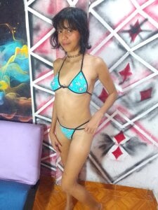 Melani__HoTT VIOLETA SEXY Pic