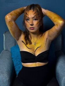 valery-lyma Hey love, are you ready to celebrate Halloween? 🎃🫦🔥 Pic