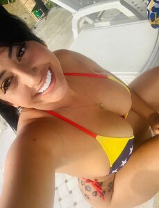 TriplexTemptationx We are hot (: Pic