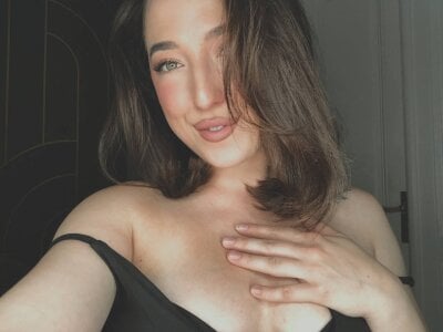 AVA_MAXX Public Pic 2