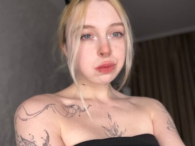 ElvenQueen Impact  2টি ছবি