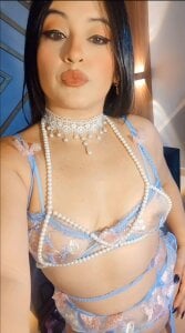 Emma_gatess Public Pic 6