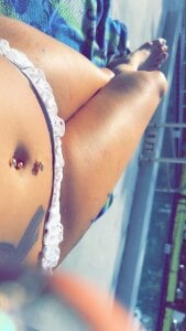 honeylove1010 Public slika 8