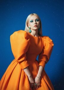 Whisper My Name 🌙 de ElsaDivine  Imagens