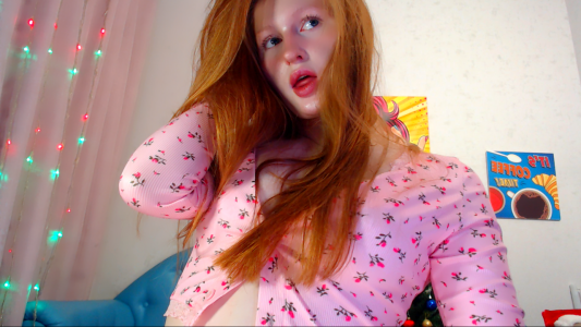 LuxXAngel kiss youu Pic 2