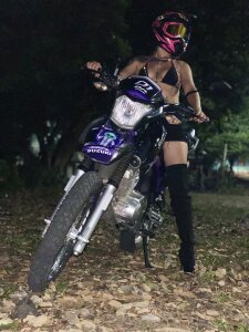 dahian01 Do you want to spend a magical night with me? Pic 3