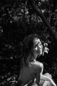 Lily_Young Black n’ white fotoset Pic