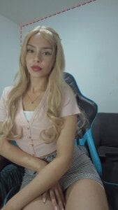 Megan_Blue_ Public slika 5