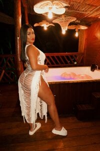 Danirouse Your sexy brunette Pic 2