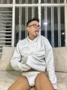 Ares_funn kullanıcısının March in white albümü -  2 fotoğraf