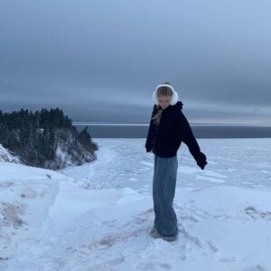 Between_Eeys Eve and Nature! Bilde