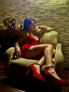 Jezebel_sin Public Pic