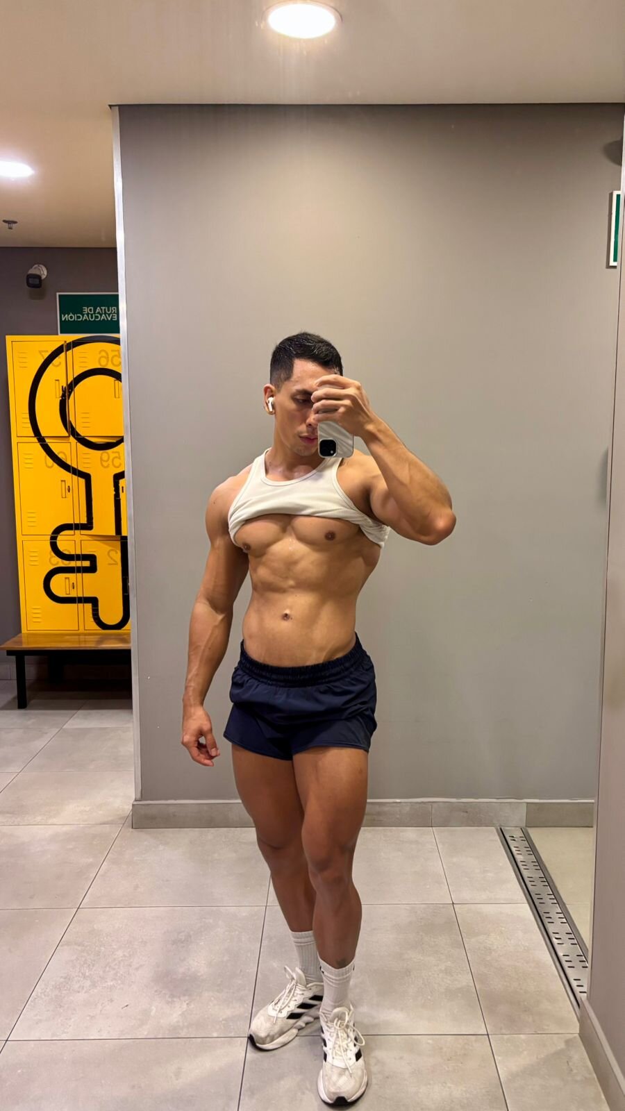 Lucio__Fox Foto en Tendencia 3164