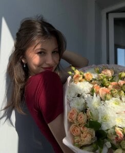 LouiseChavezのwonderful Women’s Dayの枚の写真