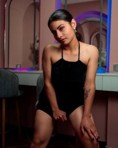 zoe_henderson Public Εικόνα 3