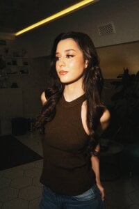 AdeleVelvet Sweet heart Pic