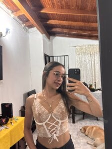 abi_rose2's XXX Nude Photo 4