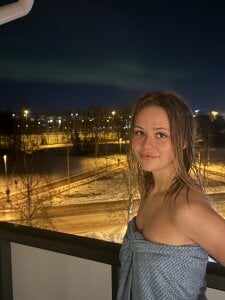 Leylia_Lily Public 사진