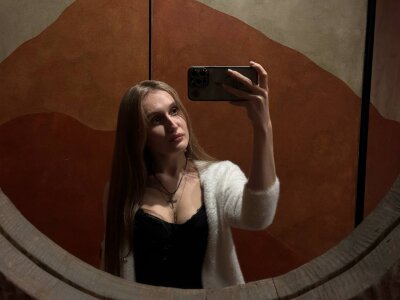 ElidiaPetitSunday morning Bild 5