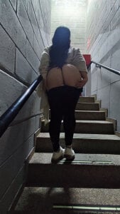 Babby_Angel_ Stairs ass!! Pic