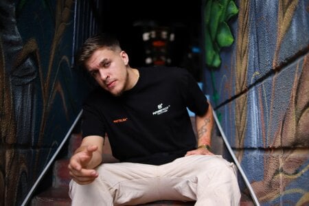 keane_lee_ 🔥 Smile now… imagine later. Foto 3