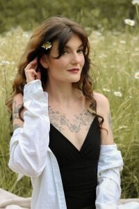 YourFavCanadianMILF Public Pic 8