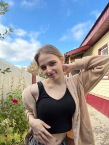 MeganHazlett Warm autumn days😊💖 Pic 4