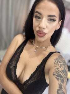 LuxxuryAnne Public Pic 5