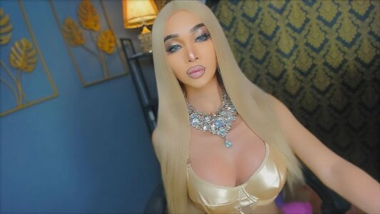 CelinaWintour CELINA LOVE'S YOU Pic 4