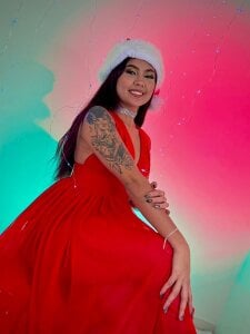 alaia-rogers 🎁 Because without you, this magic would not exist. Enjoy this Christmas album made with love Pic 2