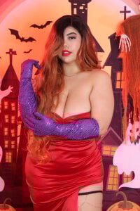 juicy_led_ Red Hot Curve Pic