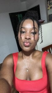 cairiona Public Hình