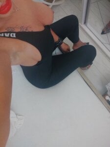 hotgirlsmoking_69xxx Eu Pic 2