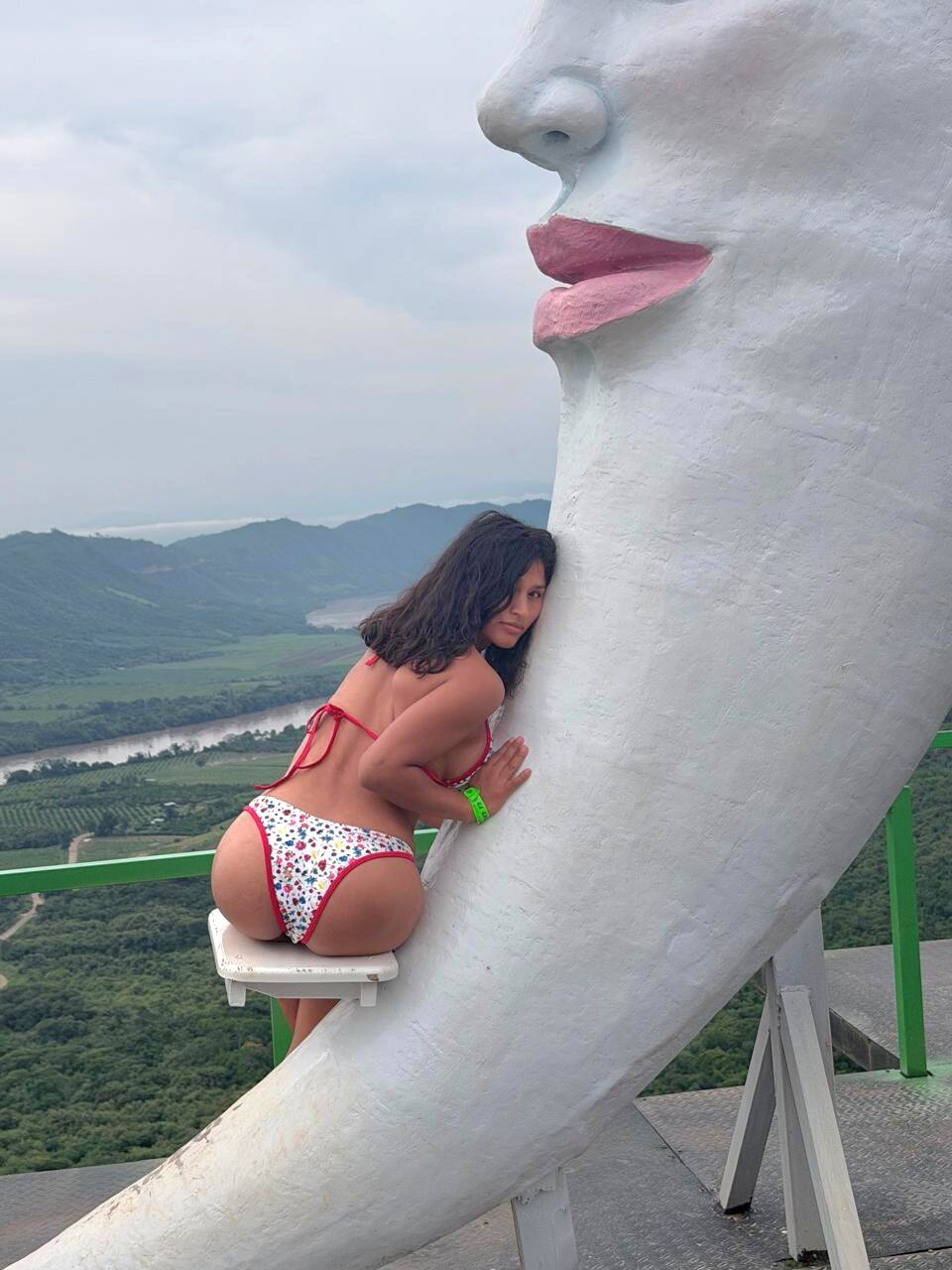 sexi_noemi 熱門圖片 7777