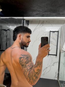 Ianalvarez your naughty boy Pic