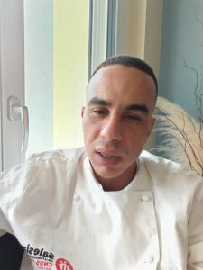 Onlygata9988_ Public  2. fénykép