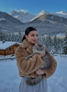 Karolina_Kar Public Pic 3