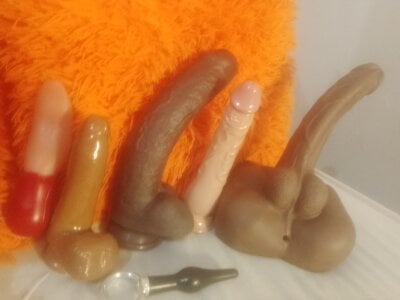 Giant black Dicks are here now od SexyyNana  snímek