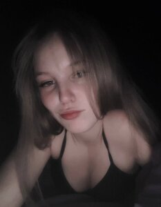 PeggyHunt_ Public Poză 6