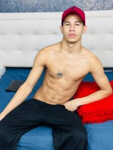 Erick_Zhimerman I only get warm when you look at me like that Pic