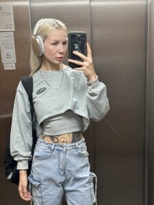 RanyThomson 😇 Pic 3