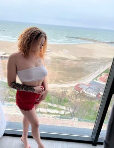 SharonRey Seaside hot pics Pic