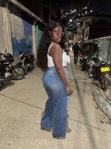 liarosee11 🤶🏾🖤 Gambar